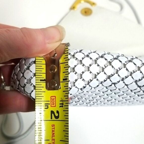 Vintage Mesh Envelope Style Pocketbook - Picture 11 of 11